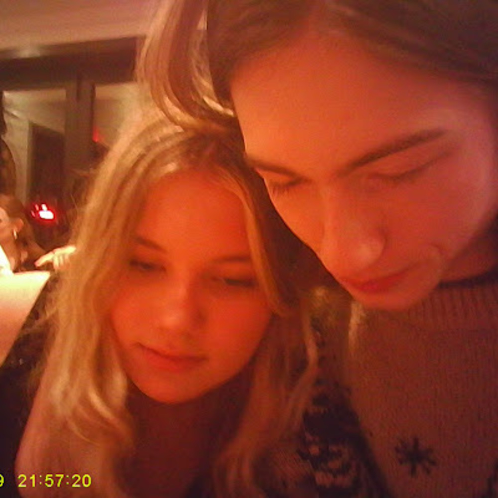 Meet your Posher, Ava